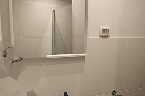 Квартира с четырьмя комнатами в центральной части Копра: 10