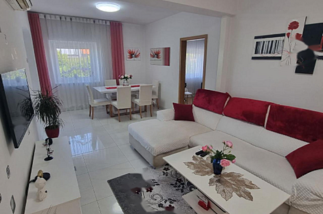 Трехкомнатная квартира в Бертоки: 1