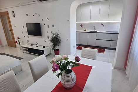 Трехкомнатная квартира в Бертоки: 6