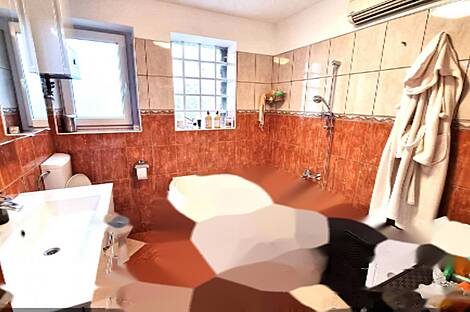 Квартира с тремя комнатами в Диваче: 2