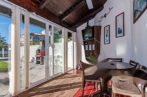 Квартира с одной комнатой в Лучии: 4