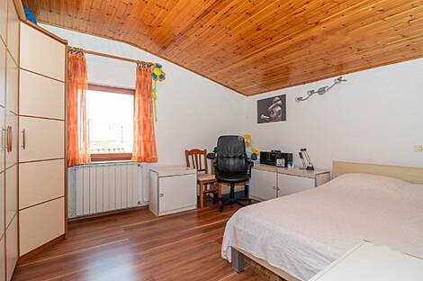 Четырехкомнатная квартира в Пиране: 11