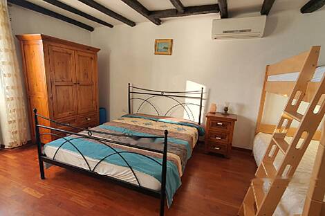 Квартира с тремя комнатами рядом с морем: 8