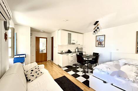 Студийная квартира на улице Жупанчичева: 7