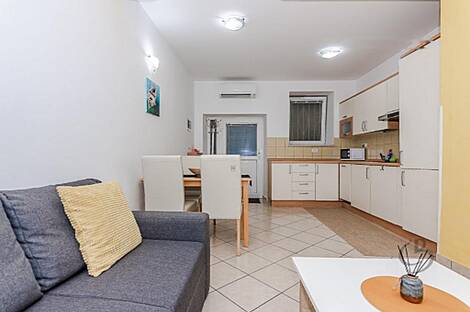 Квартира с одной комнатой в Пиране: 1