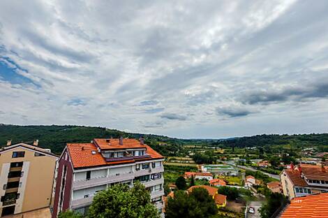 Квартира с пятью комнатами в Лучии: 8