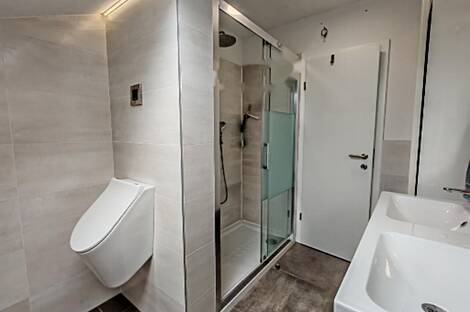 Квартира с пятью комнатами в Лучии: 17