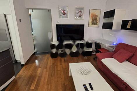 Квартира с тремя комнатами в Лучии: 1