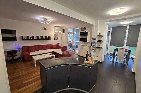 Квартира с тремя комнатами в Лучии: 4