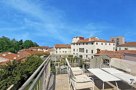 Квартира с четырьмя комнатами на Копер.: 6