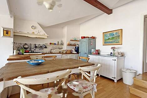 Квартира с четырьмя комнатами на Копер.: 8