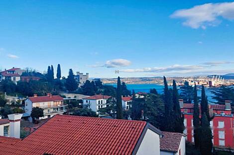 Квартира с четырьмя комнатами Копер: 3