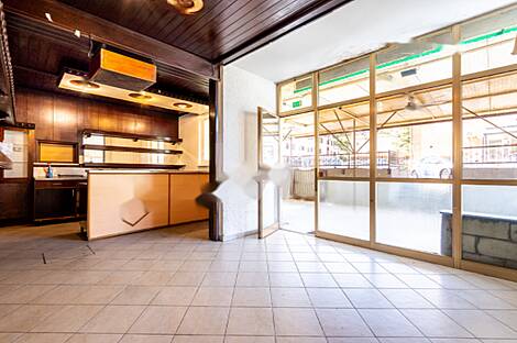 Копер, квартира с 5 или более комнатами: 1