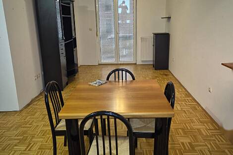 Квартира в Сежане с тремя комнатами: 4