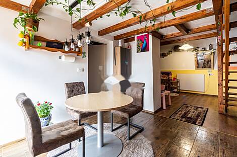 Квартира в Пиране с пятью и более комнатами: 1