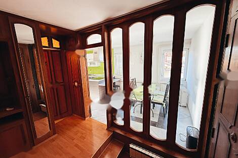 Квартира с количеством комнат от пяти и более.: 6