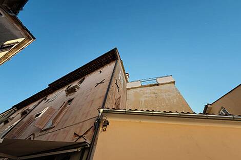 Квартира с количеством комнат от пяти и более.: 25