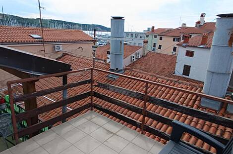 Квартира из пяти комнат, расположенная на набережной: 3