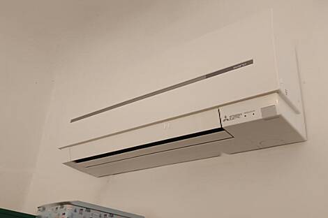 Квартира из пяти комнат, расположенная на набережной: 13