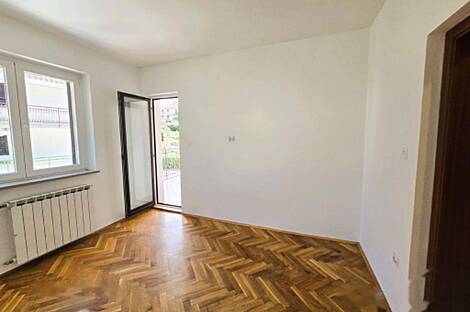 Квартира Ягоды с участком земли: 18