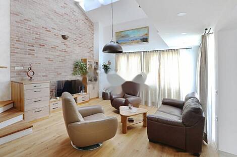 Коломбан: квартира с четырьмя комнатами.: 4