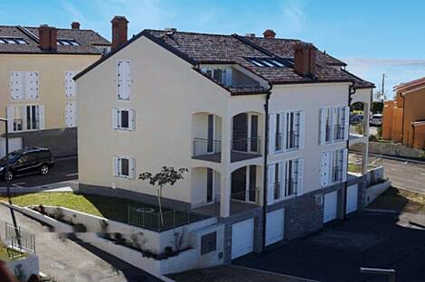 2-комнатная квартира в районе Коломбан.: 3