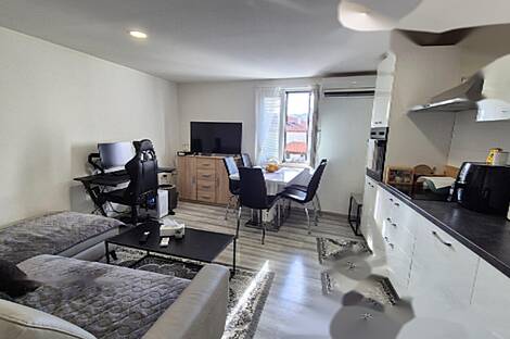 Квартира с двумя комнатами в центральной части Копера: 3