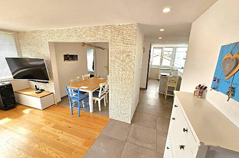 Луция: квартира более чем на 5 комнат: 3