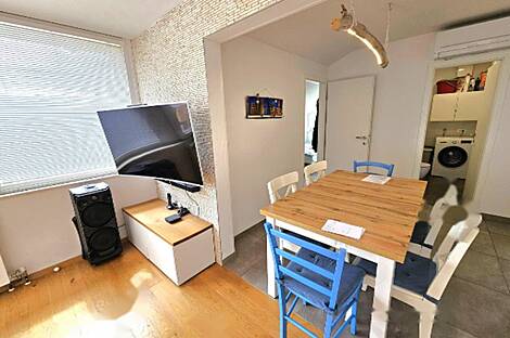 Луция: квартира более чем на 5 комнат: 4