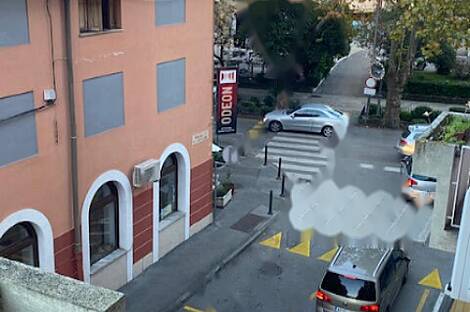 Квартира с тремя комнатами, недавно построена.: 3