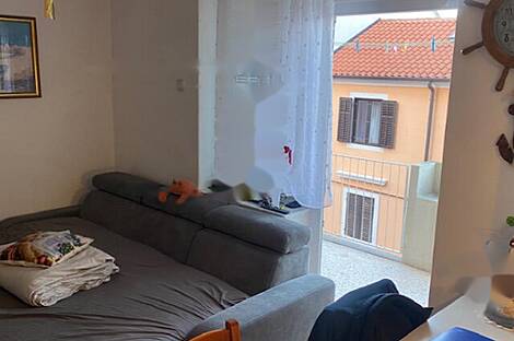 Квартира с тремя комнатами, недавно построена.: 10