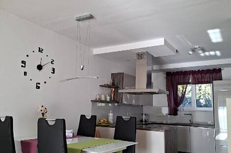 Квартира с четырьмя комнатами в Малии: 4