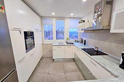 Квартира с пятью комнатами Лукия: 9