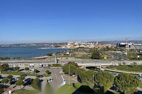 Квартира с тремя комнатами возле моря: 3