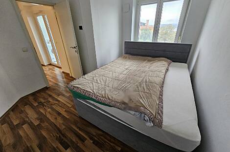 Квартира с двумя комнатами марковец: 7