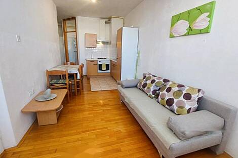 Двухкомнатная квартира в Диваче: 1