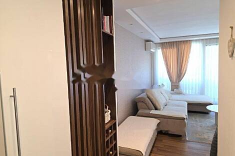 Квартира с четырьмя комнатами в непосредственной близости от начальной школы в Луции.: 1