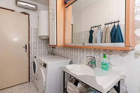 Квартира с тремя комнатами в Изоле: 18