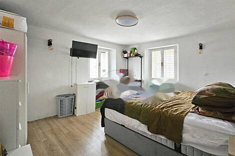 Квартира с двумя комнатами вблизи моря: 4