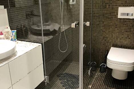 Дом находится в Любляне, район Мосте.: 12