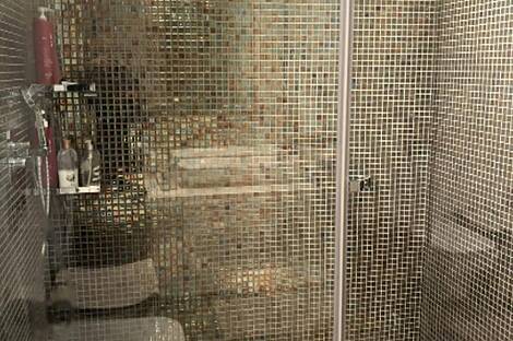 Дом находится в Любляне, район Мосте.: 19