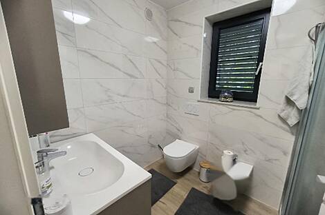 Жилье в Чернуче: 12