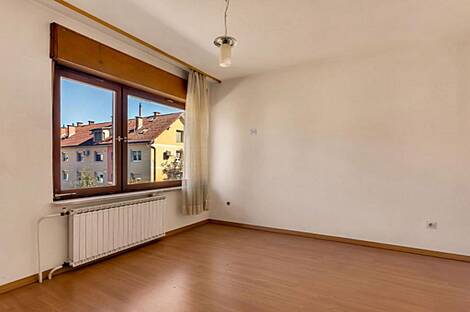 Дом в районе Чрнуче с террасой: 12