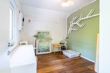 Здание Поле Любляна Кашель: 12