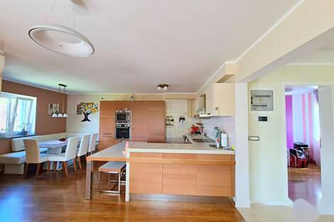 Дом с верандой в Хроватине: 6