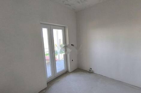 Дом, Хрватины: 12