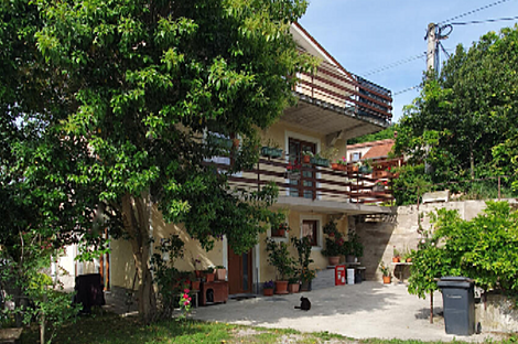 Дом Драгонья в три этажа: 1