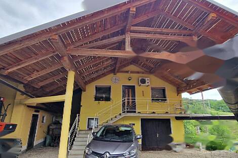 Усадьба на ферме Подсреда в Кожье.: 5