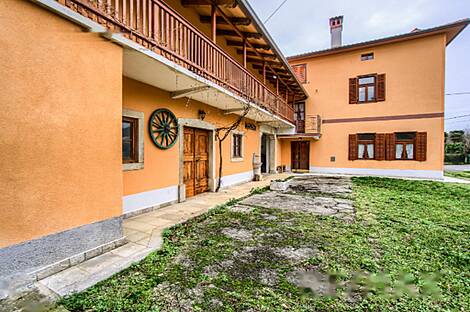 Ферма для собственного обеспечения при хуторе Брестовица, расположенная в Комно.: 6