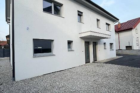 Снеберье, двухэтажный дом: 1